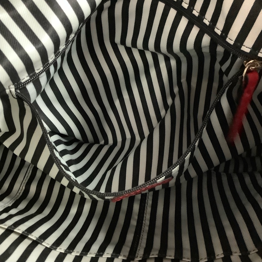 Kate Spade NY Red Pebbled Leather Hobo Bag w/Gold Keychain 15” x 11” x 3” EUC - Picture 11 of 14